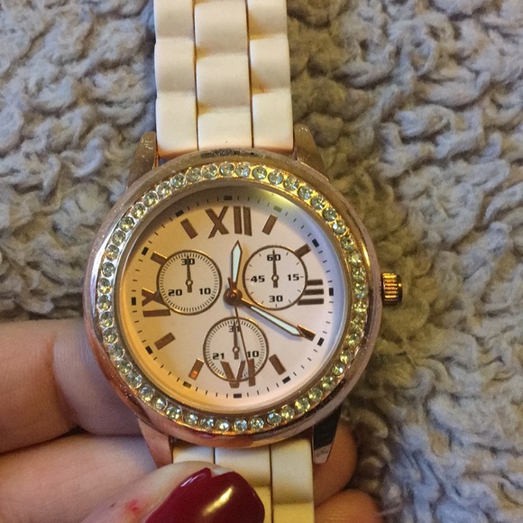 Charlotte Russe watch - Picture 5 of 6